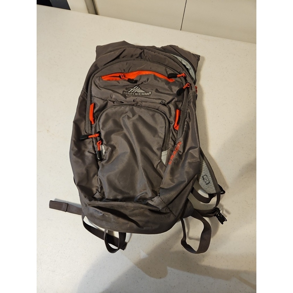 High Sierra Cragin Gray Red 2L Hydration Backpack Day Hiking 2L Water‎ Reservoir